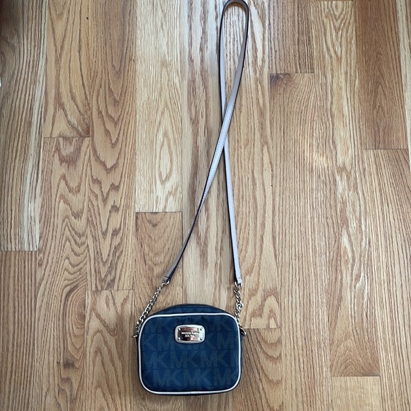 Michael Kors Mini Crossbody Brown & Beige - Picture 2 of 6